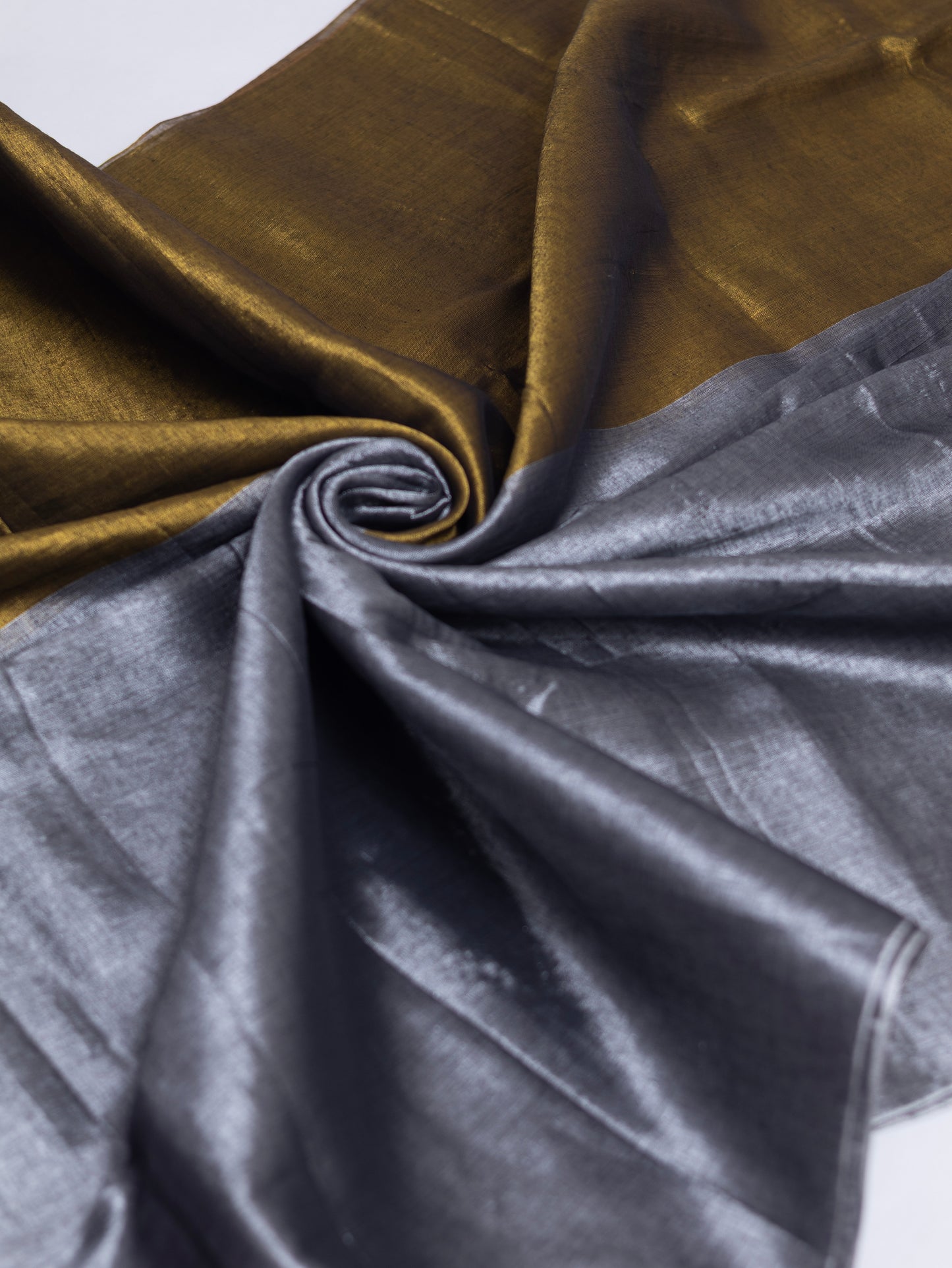 Metallic silver & gold combination raga tissue saree -S148