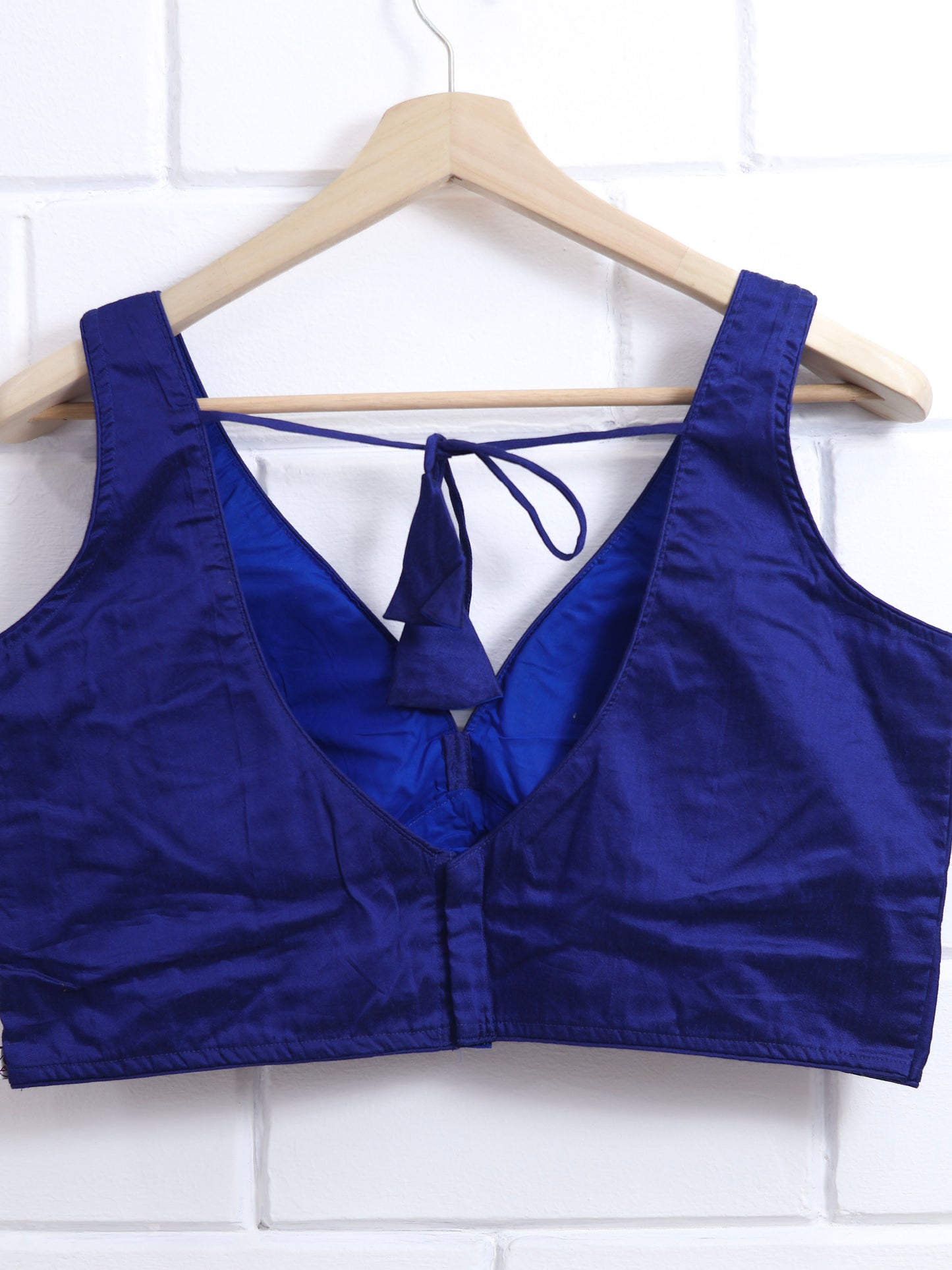 Semi silk sleeveless plain blouse for sarees - royal blue- B106