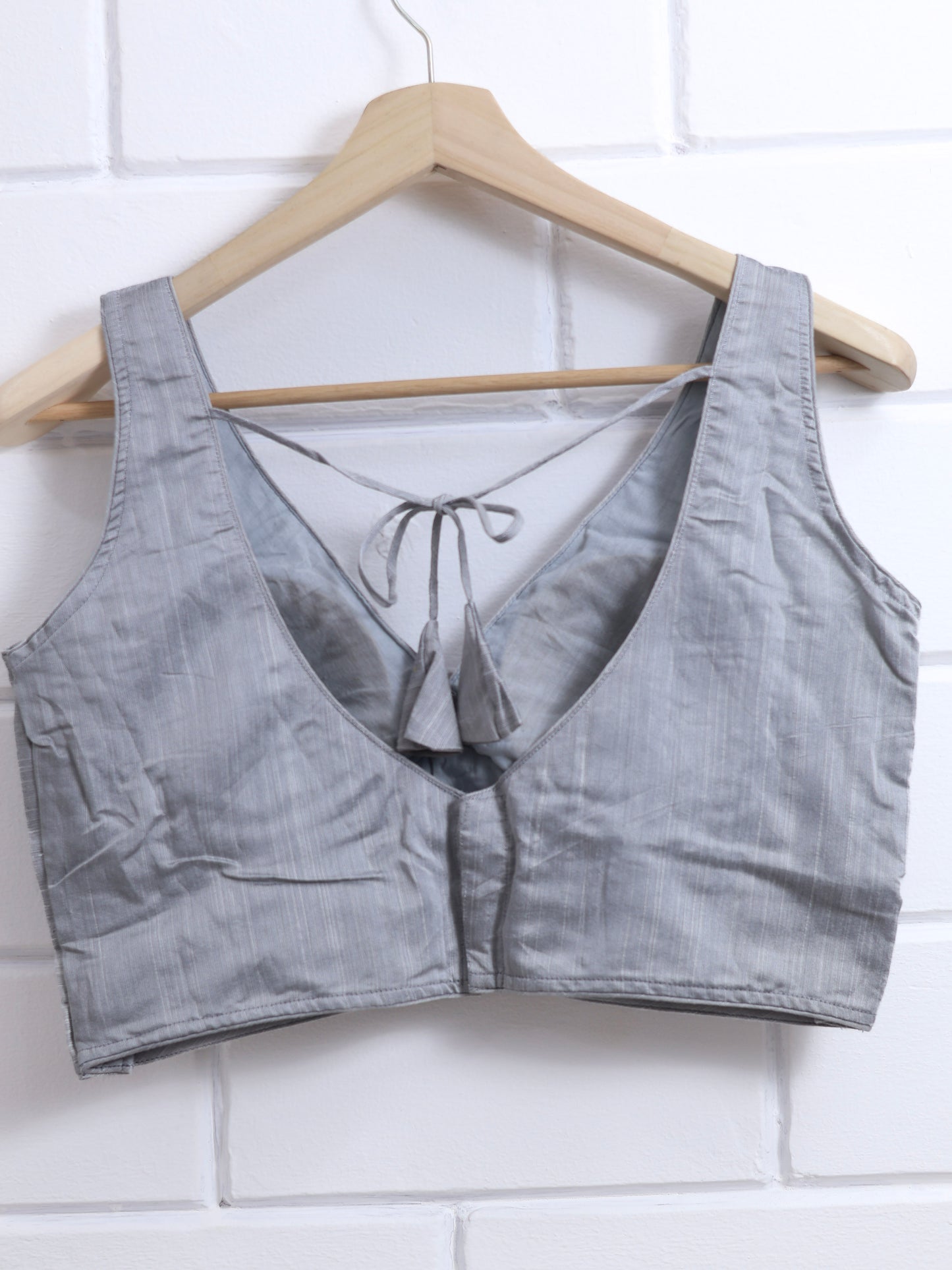 Semi silk sleeveless plain blouse for sarees - light grey- B107