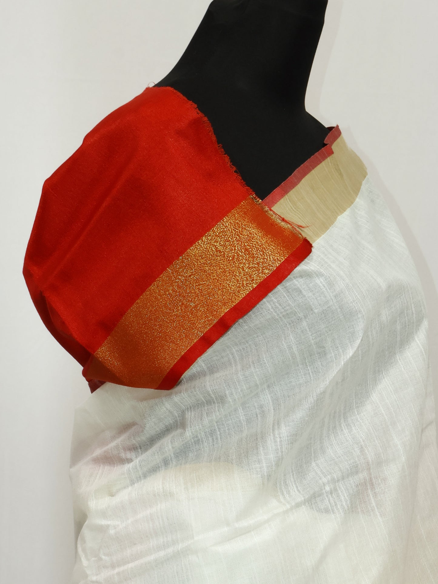Cotton linen red & white saree-S130