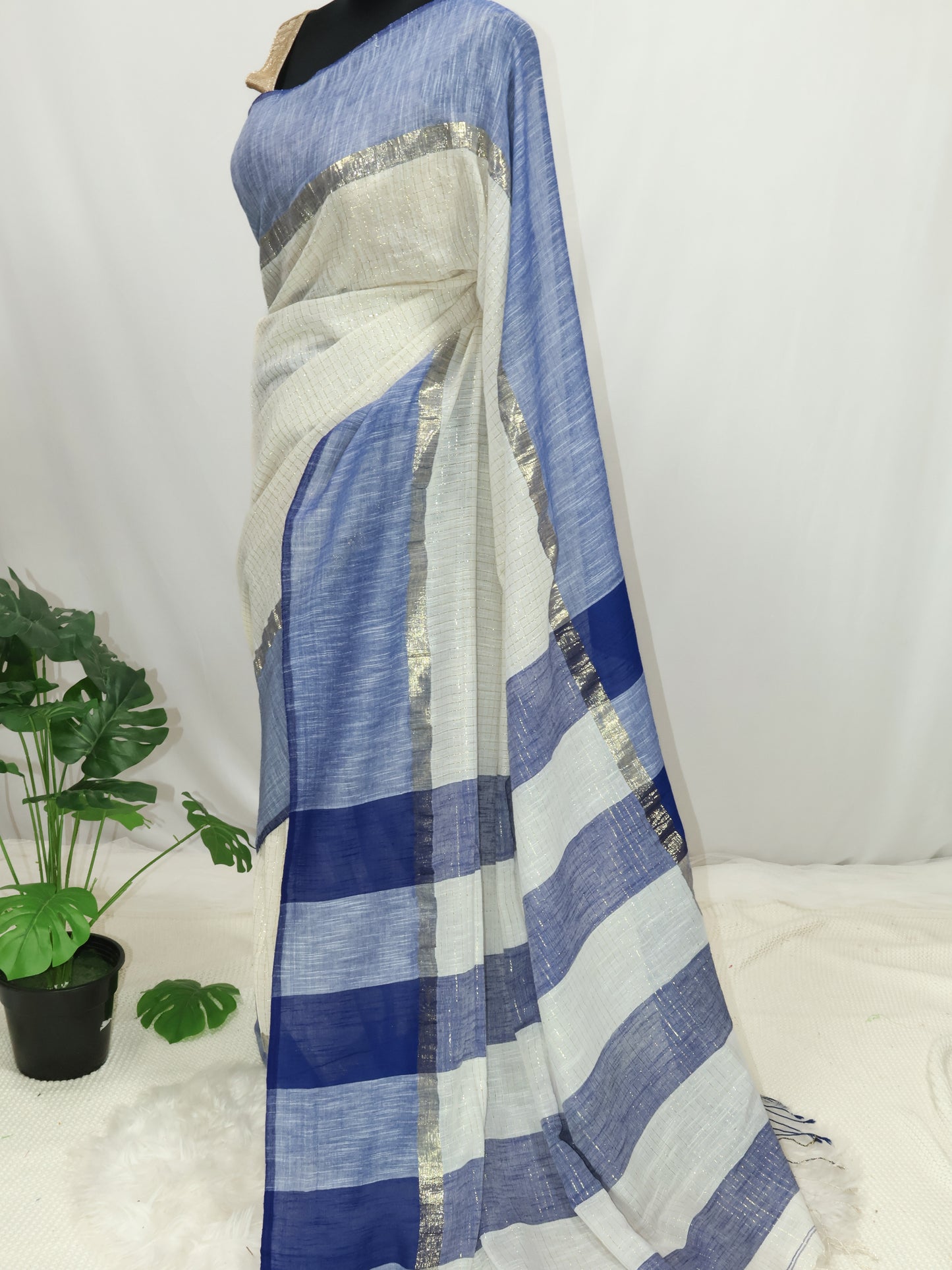 Light blue handloom cotton saree-S117
