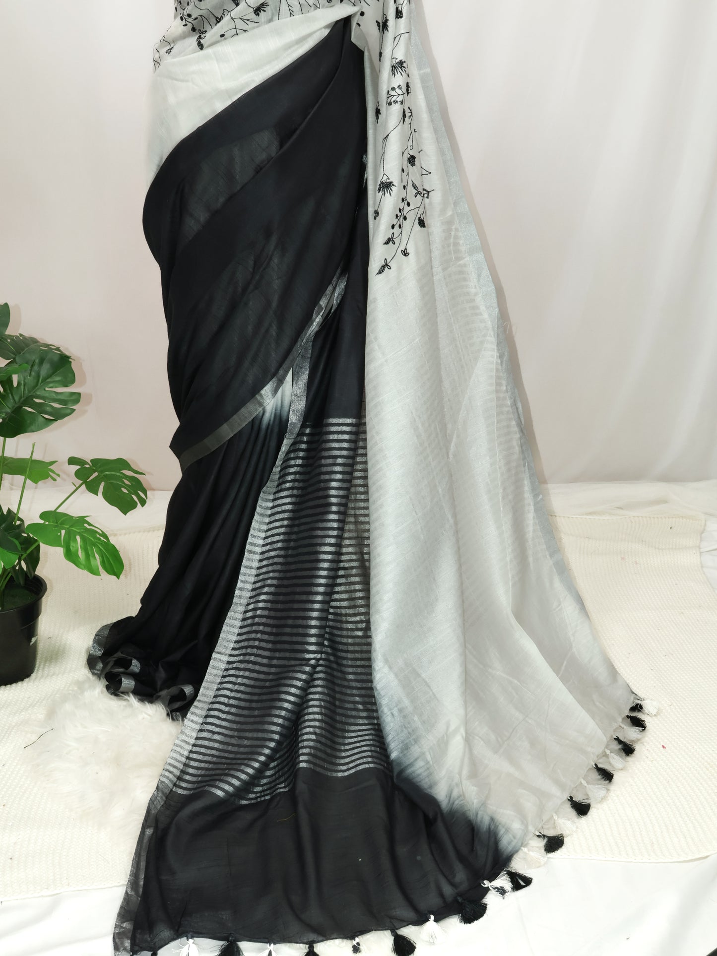 Cotton- linen embroidery saree-S133