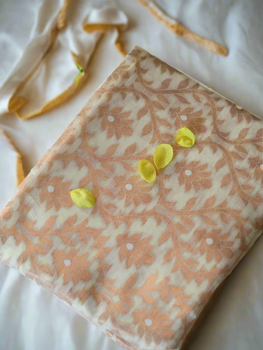 Off white Soft Bengal Dhakai silk saree -S128