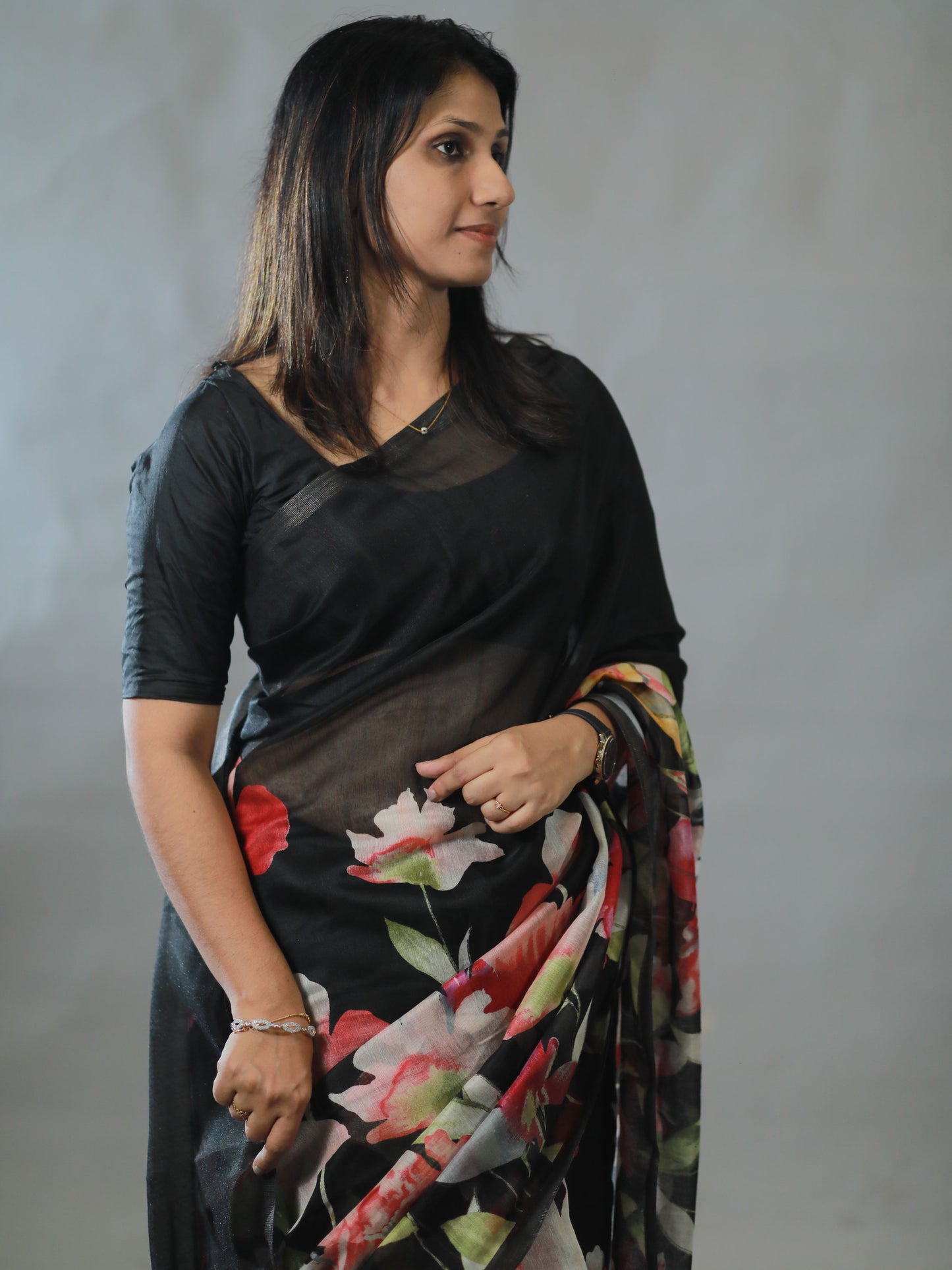 Semi linen black saree- S109