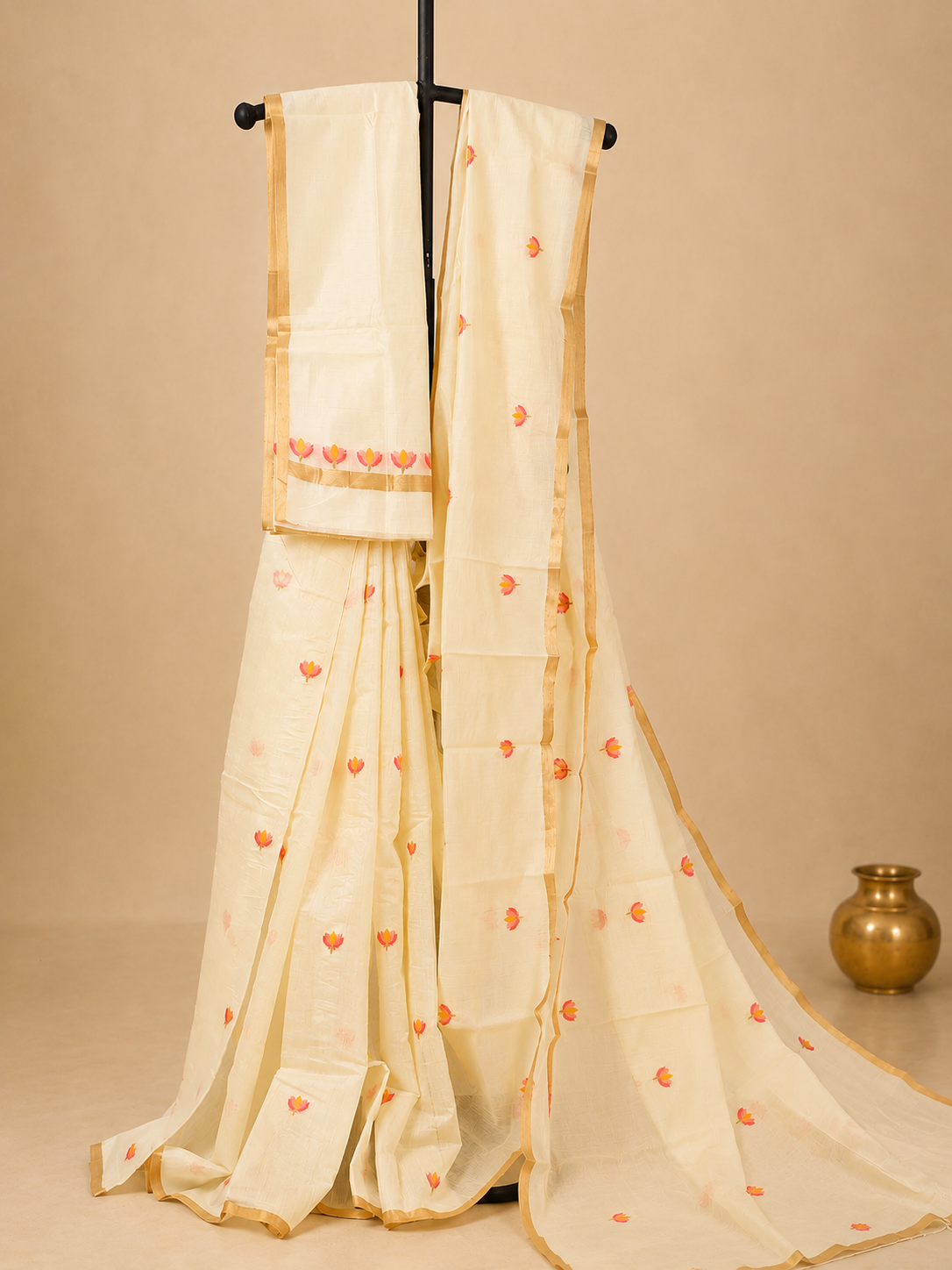 Ivory Lotus Jamdhani -Cotton Silk Saree