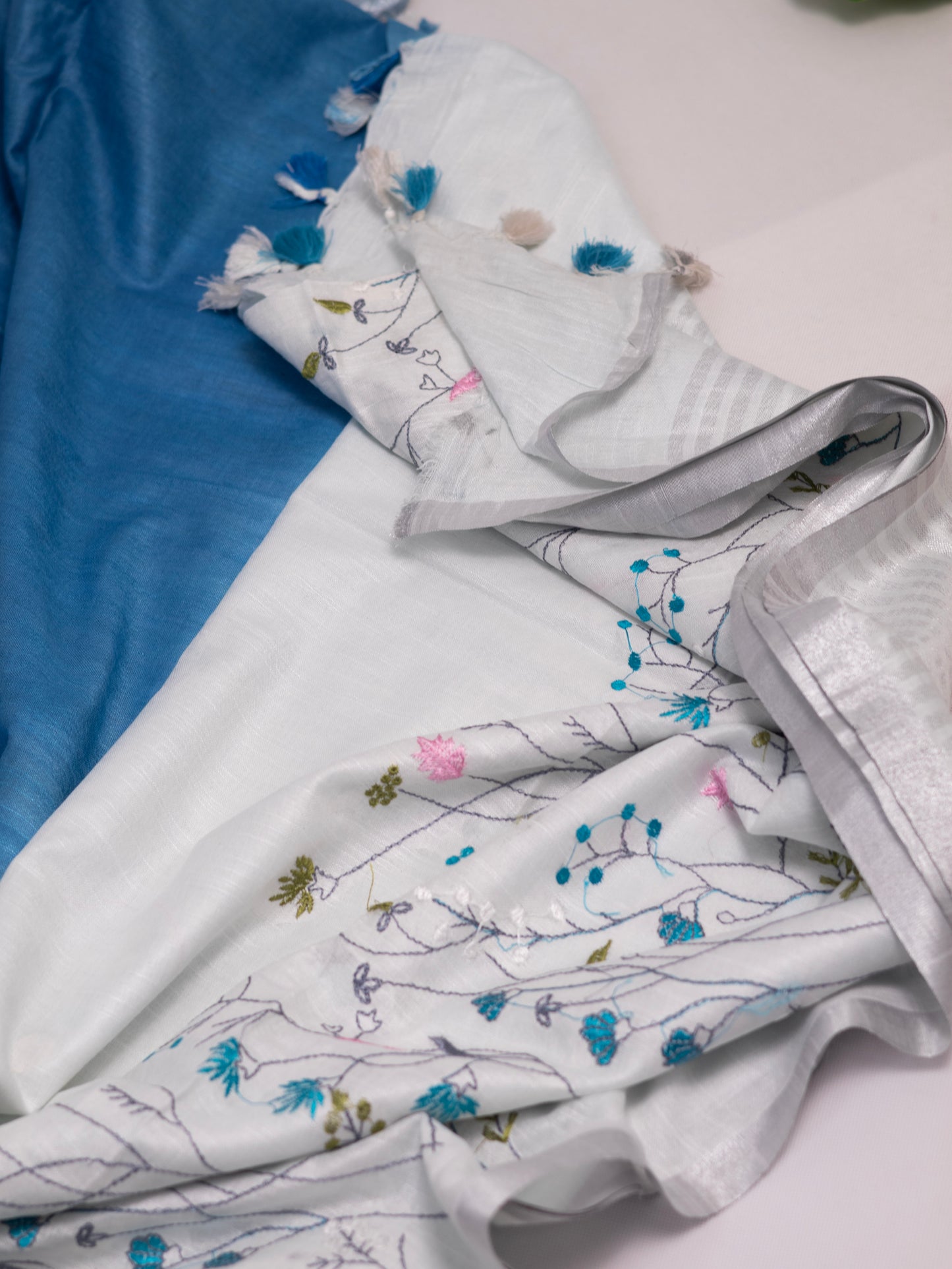 Cotton linen embroidery saree-S134