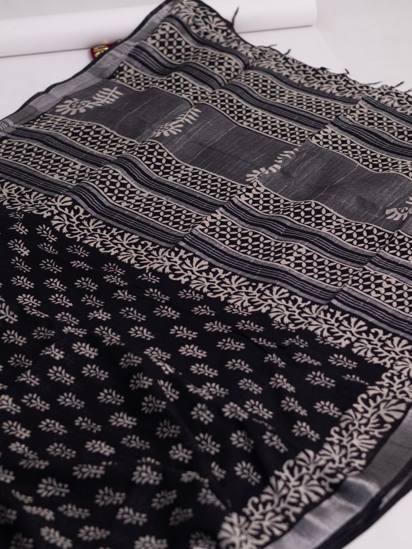 Bagru/dabu printed Linen-cotton saree-S153(B)