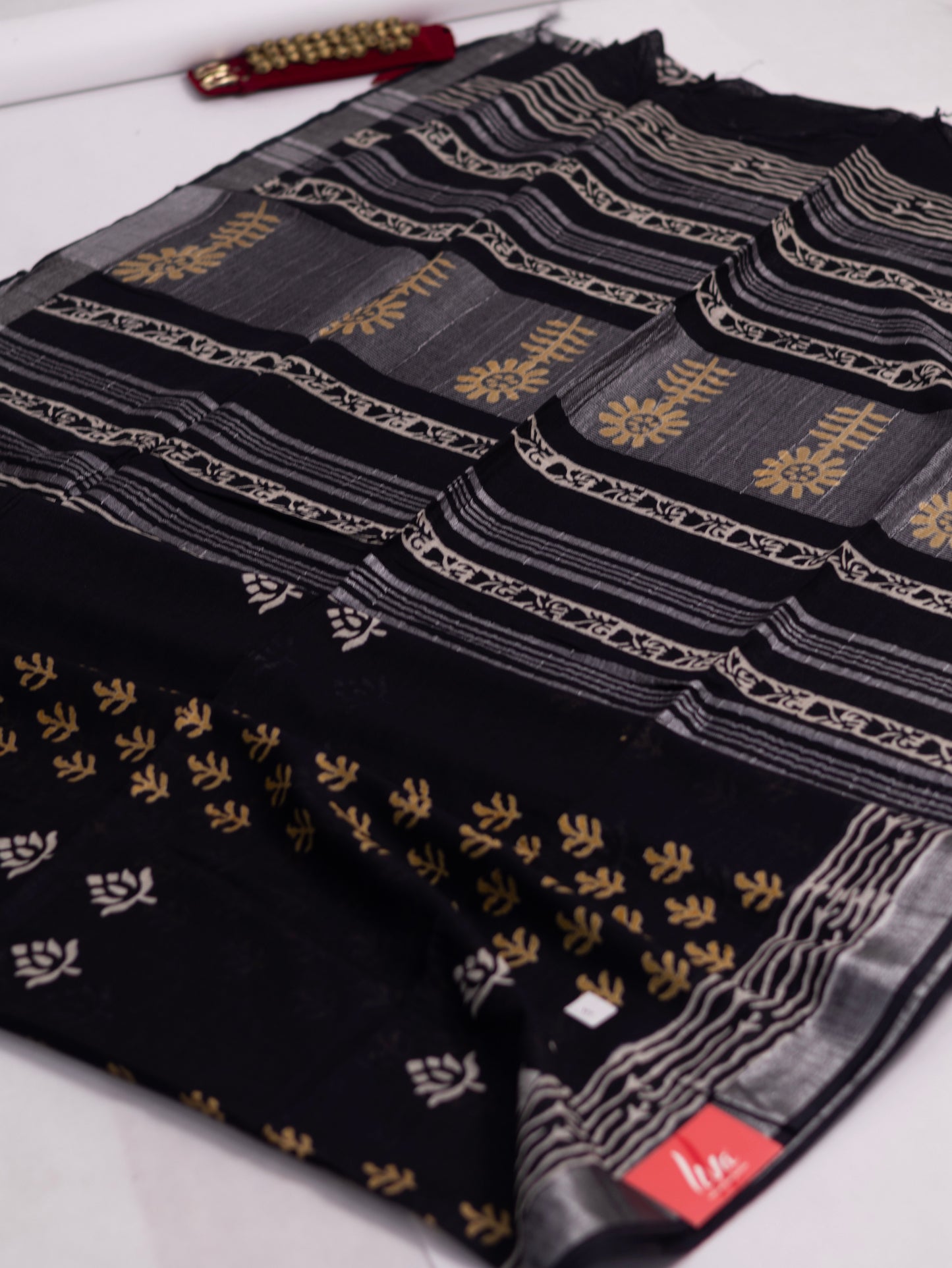 Bagru/dabu printed Linen-cotton saree-S153(E)