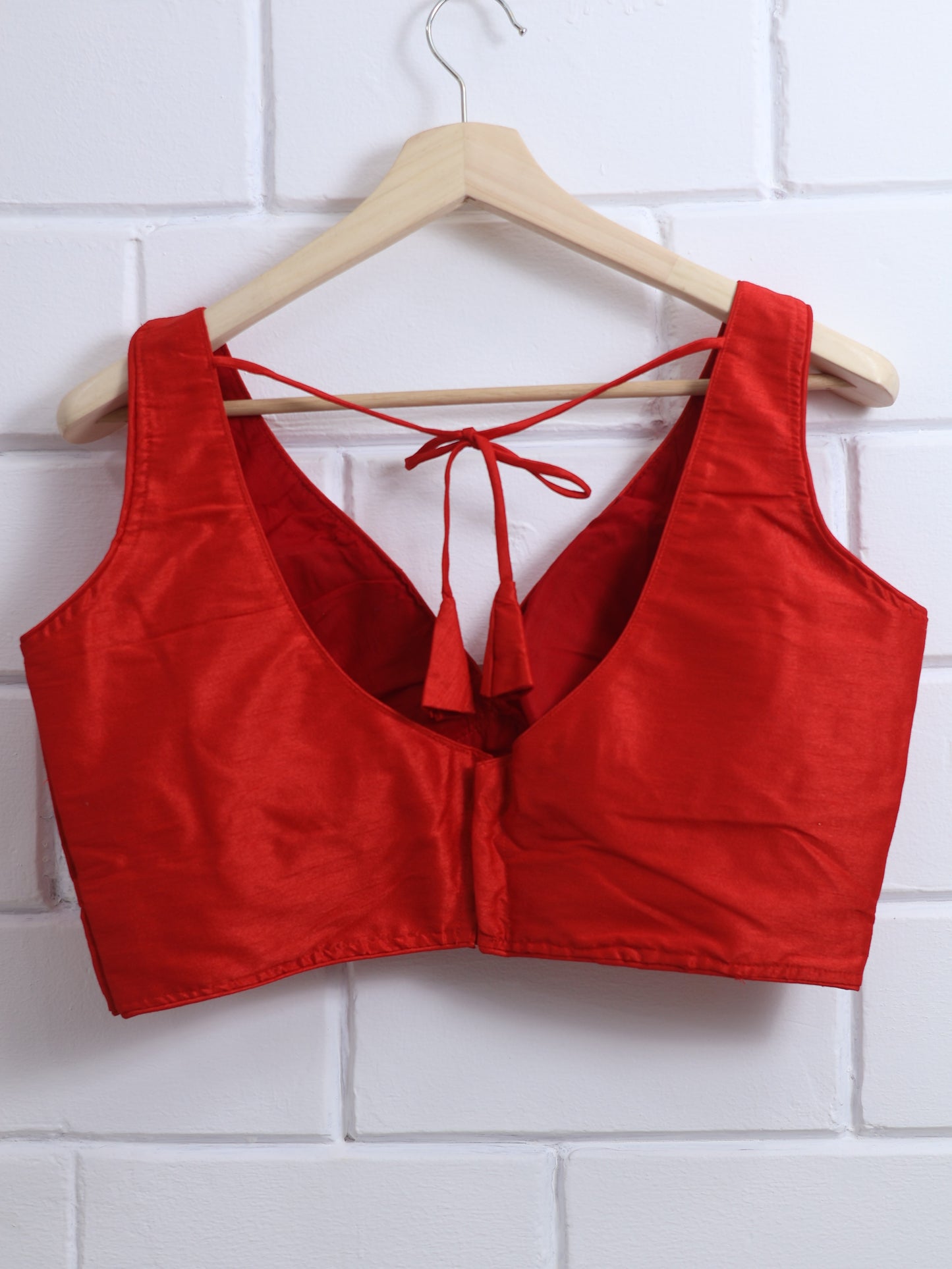 Semi silk sleeveless plain blouse for sarees - red- B105