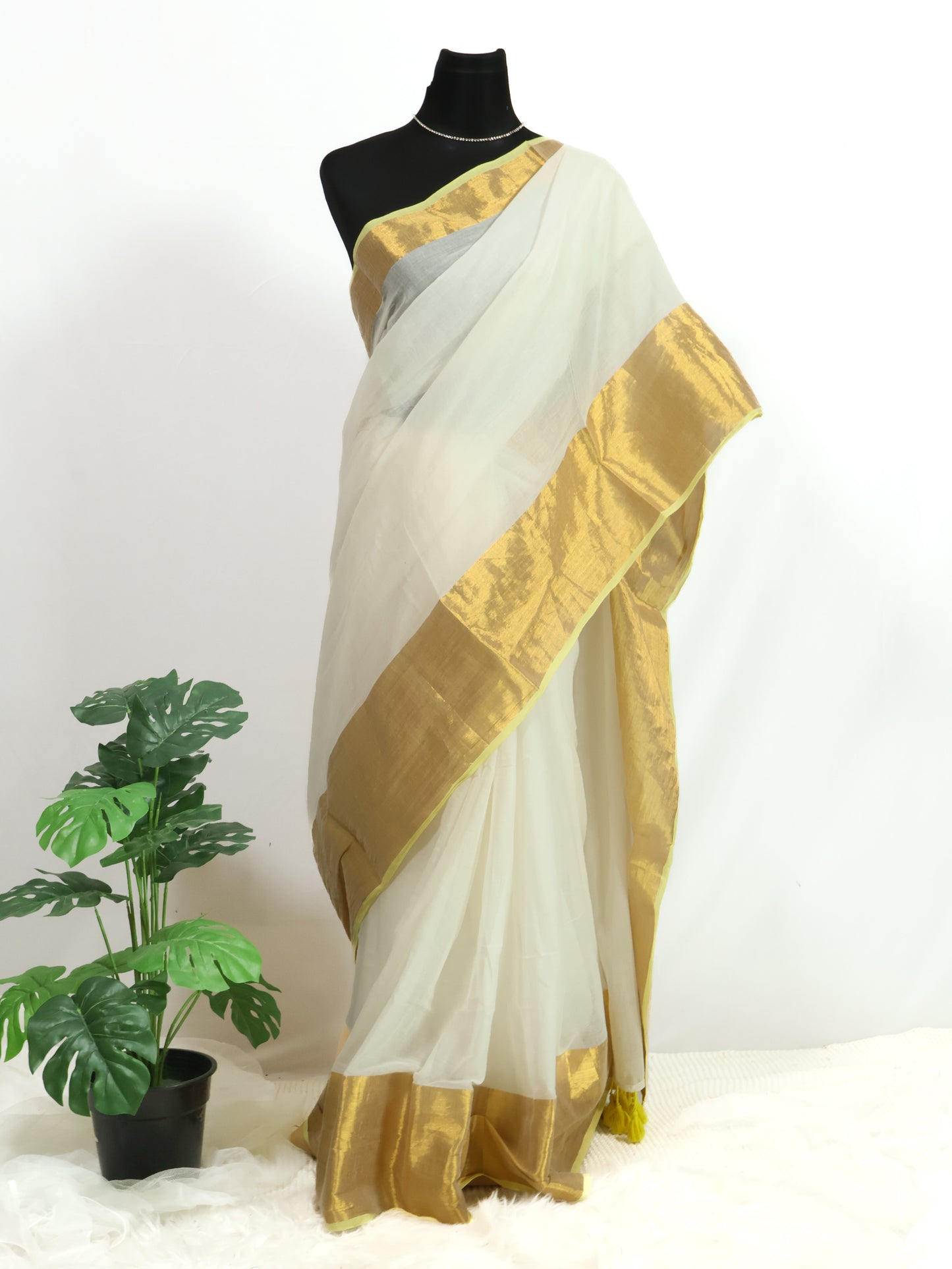 Off white golden zari border mul cotton saree-S196