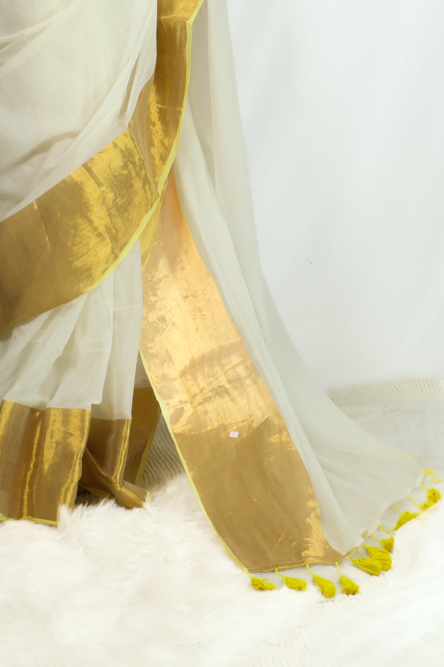 Off white golden zari border mul cotton saree-S196