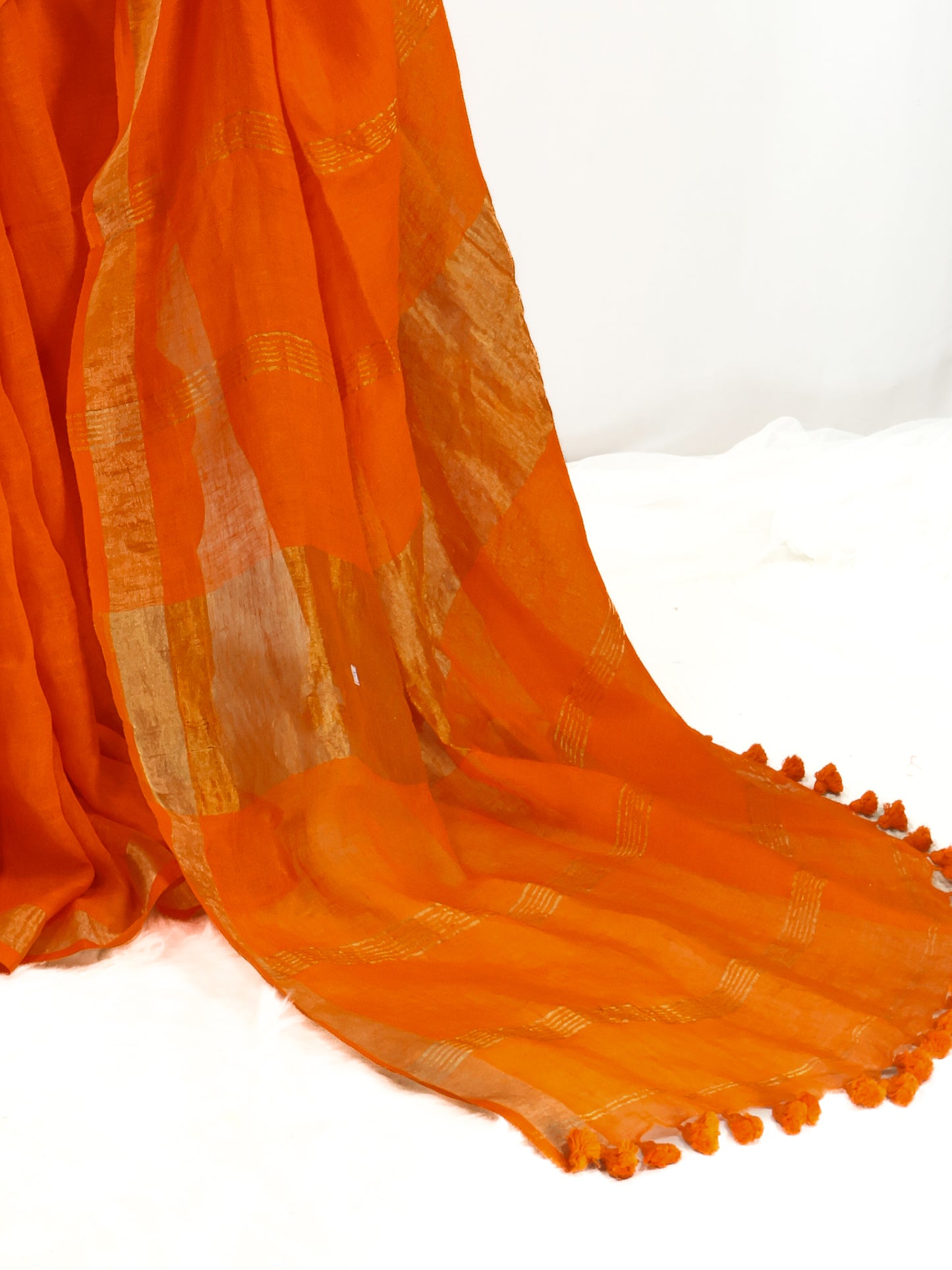 Orange color pure linen saree-S191