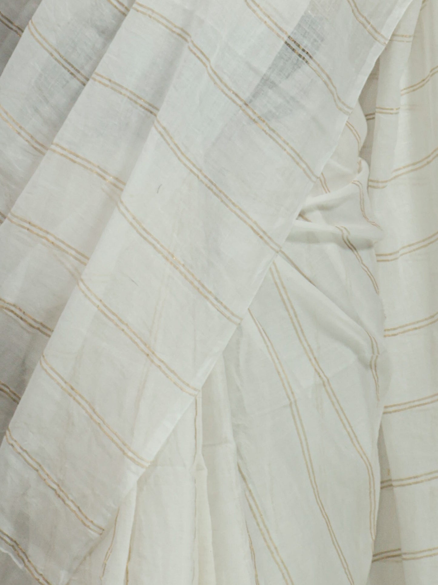 Off white goldenbody stripe mul cotton saree-S203