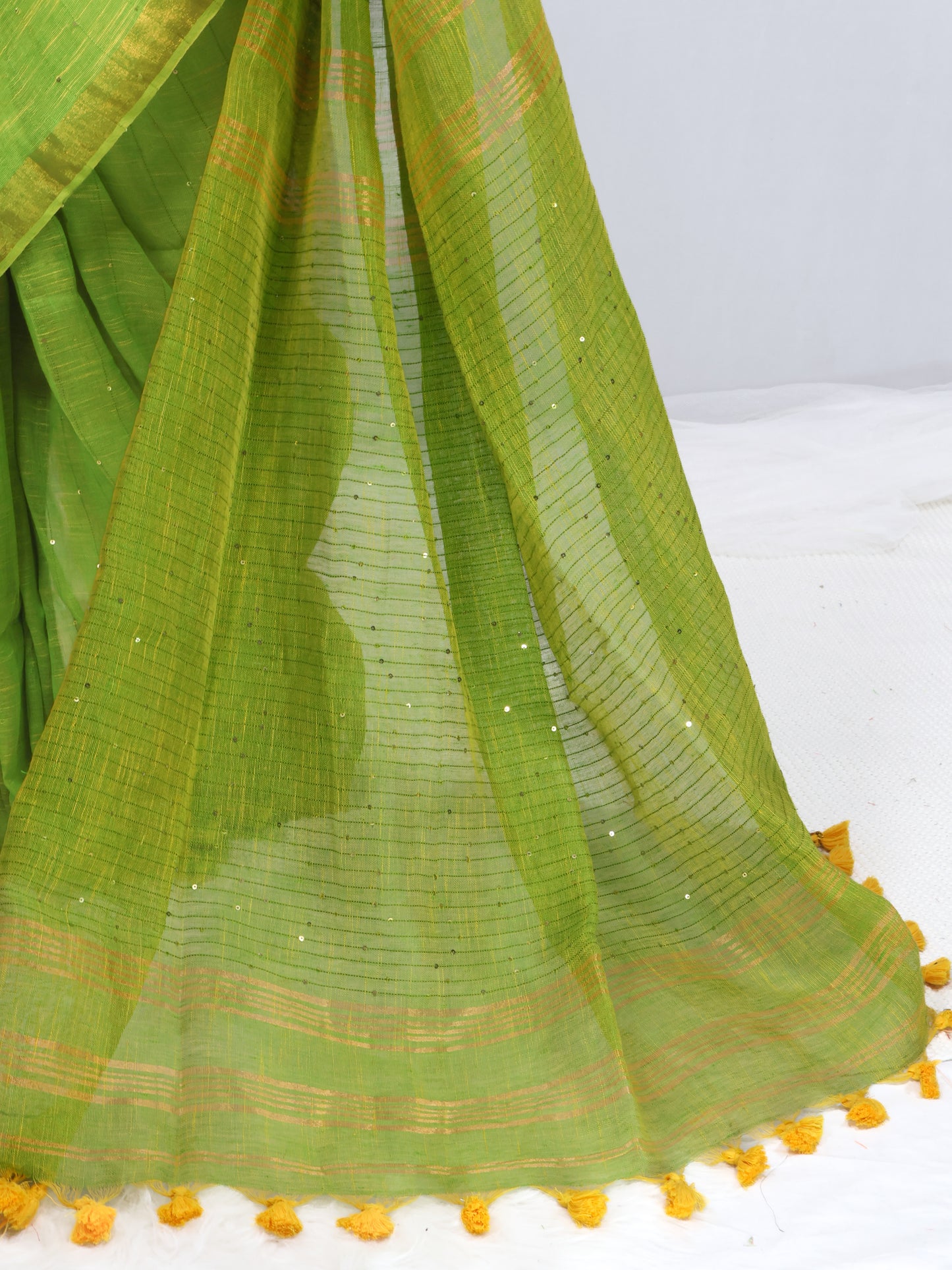 Green sequence pure linen saree-S216