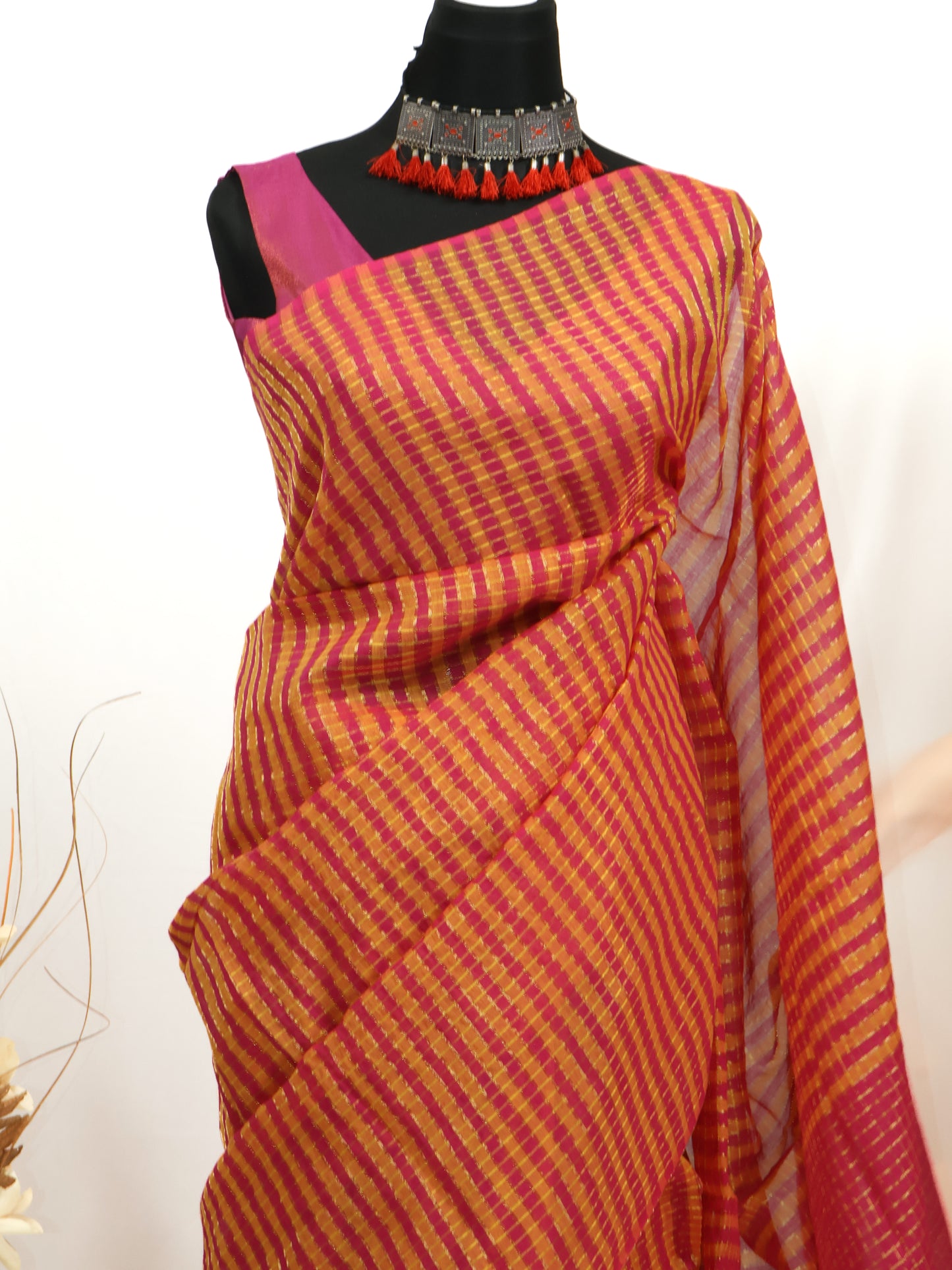 Rani pink-golden zari small box woven mul cotton saree-S201