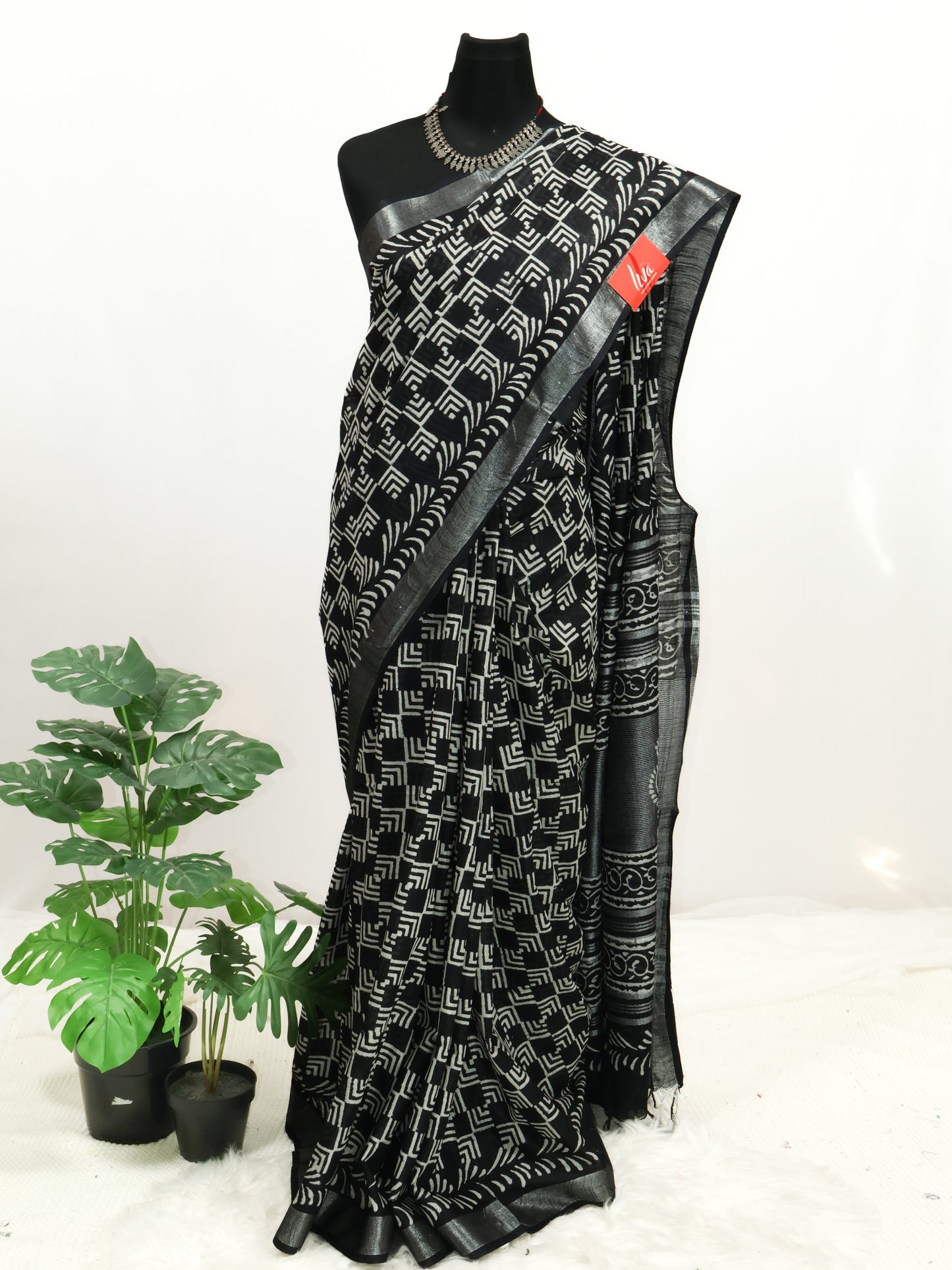 Bagru/dabu printed Linen-cotton saree-S153