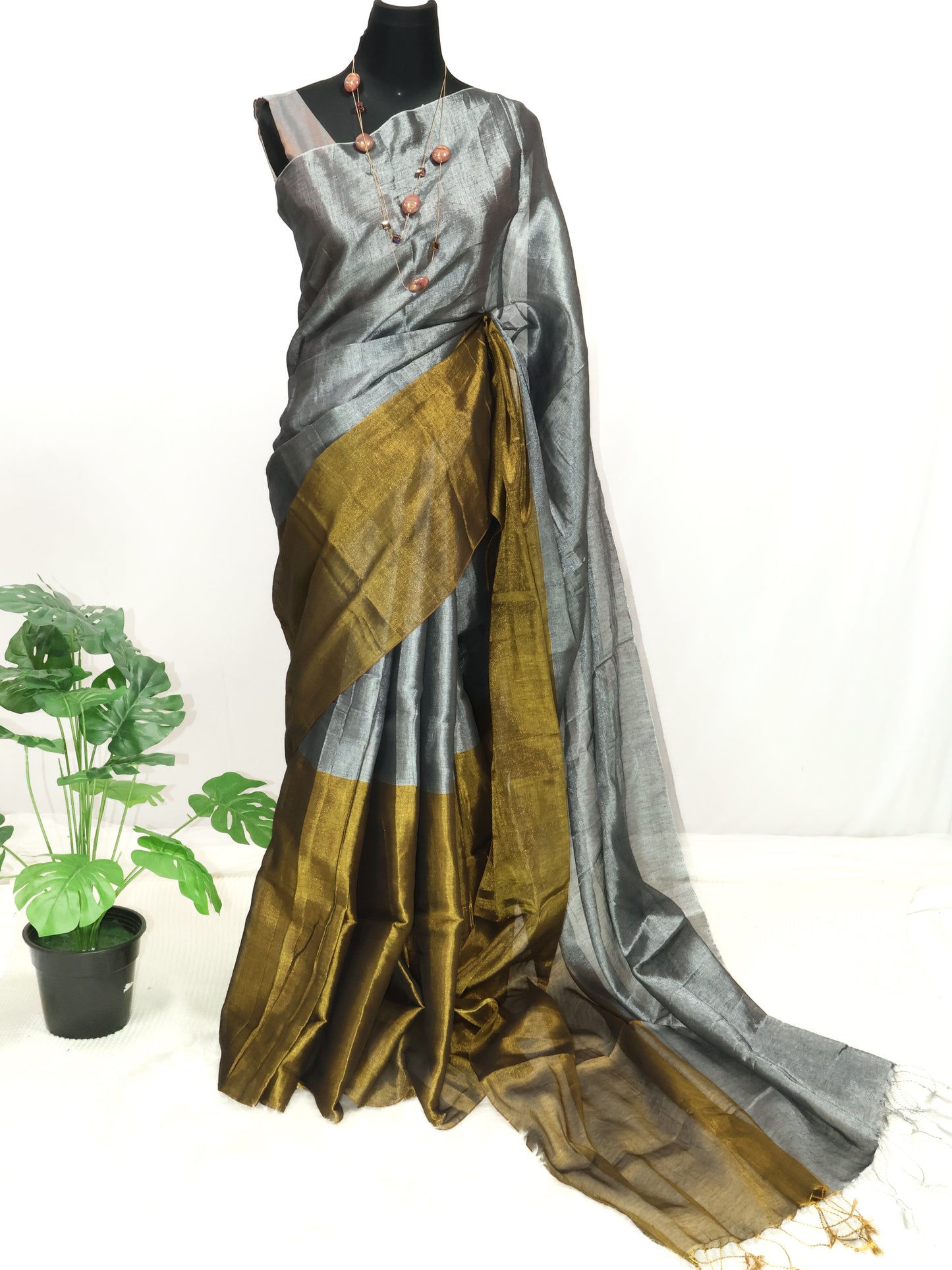 Metallic silver & gold combination raga tissue saree -S148