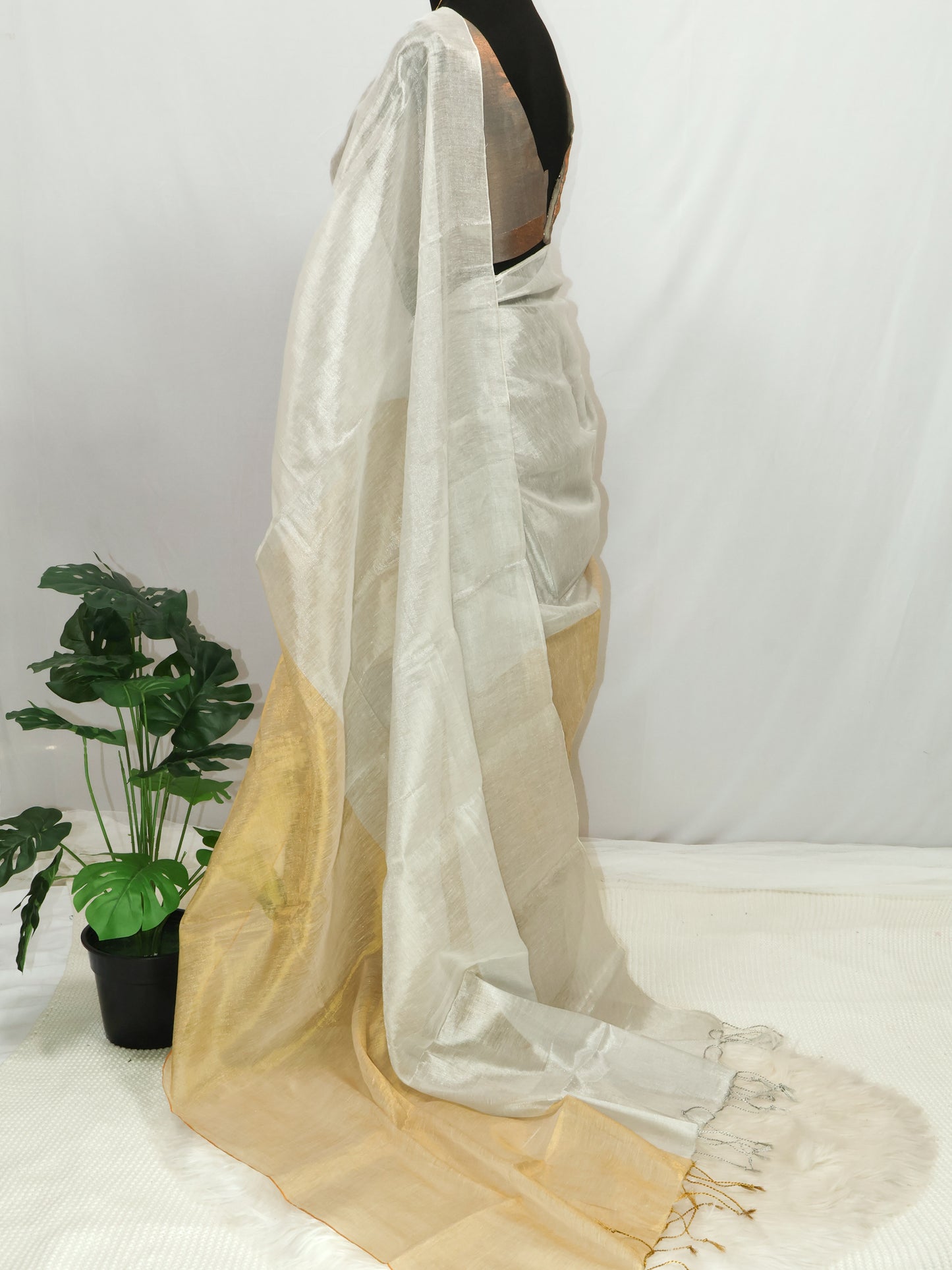 Silver and gold combination raga tissue saree -S149