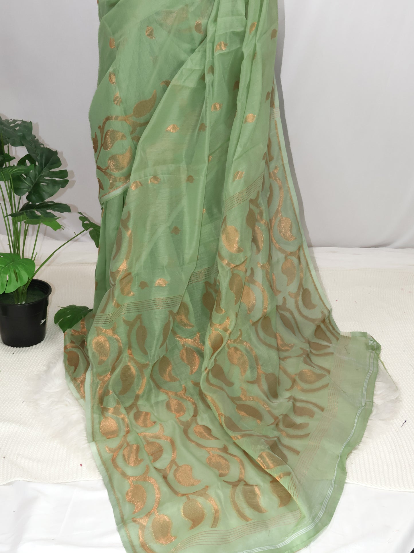 Light green Soft Bengal Dhakai silk saree -S129