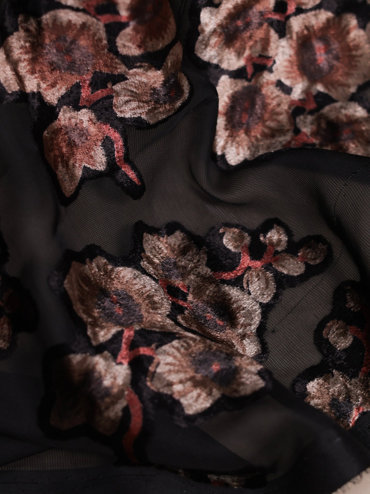 Velvet Whisper – Champagne Satin Modal Silk Saree